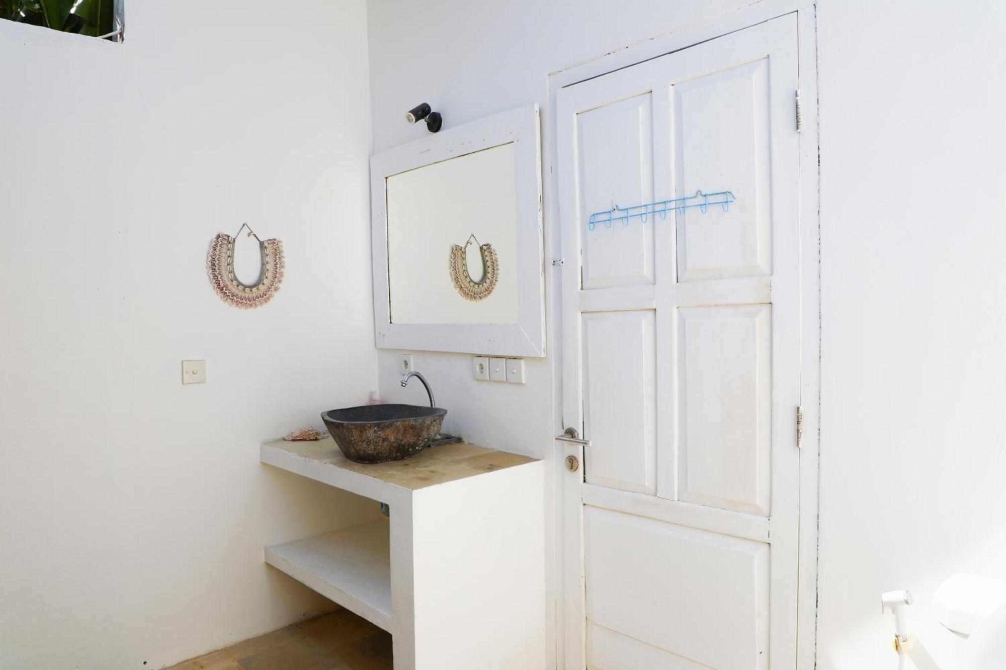 Bingin Bienvenue Guest House Uluwatu  Exterior photo